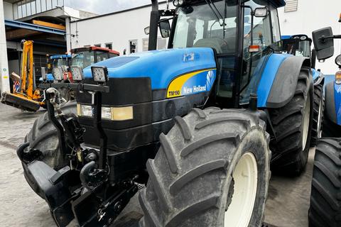 TRATTORE NEW HOLLAND TM 190